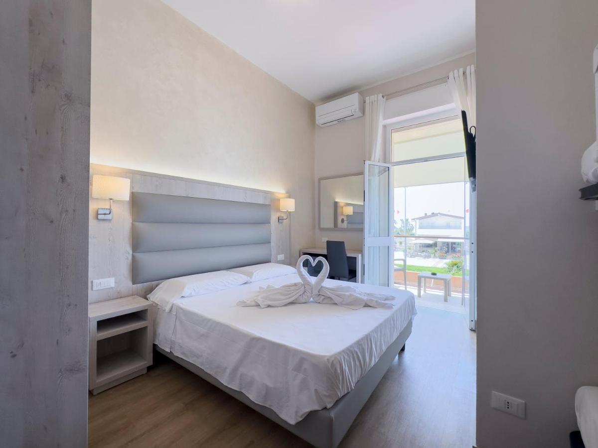Hotel Biagi & Residence Lido di Camaiore Exterior foto