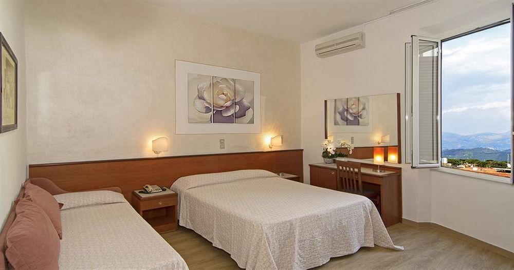 Hotel Biagi & Residence Lido di Camaiore Exterior foto